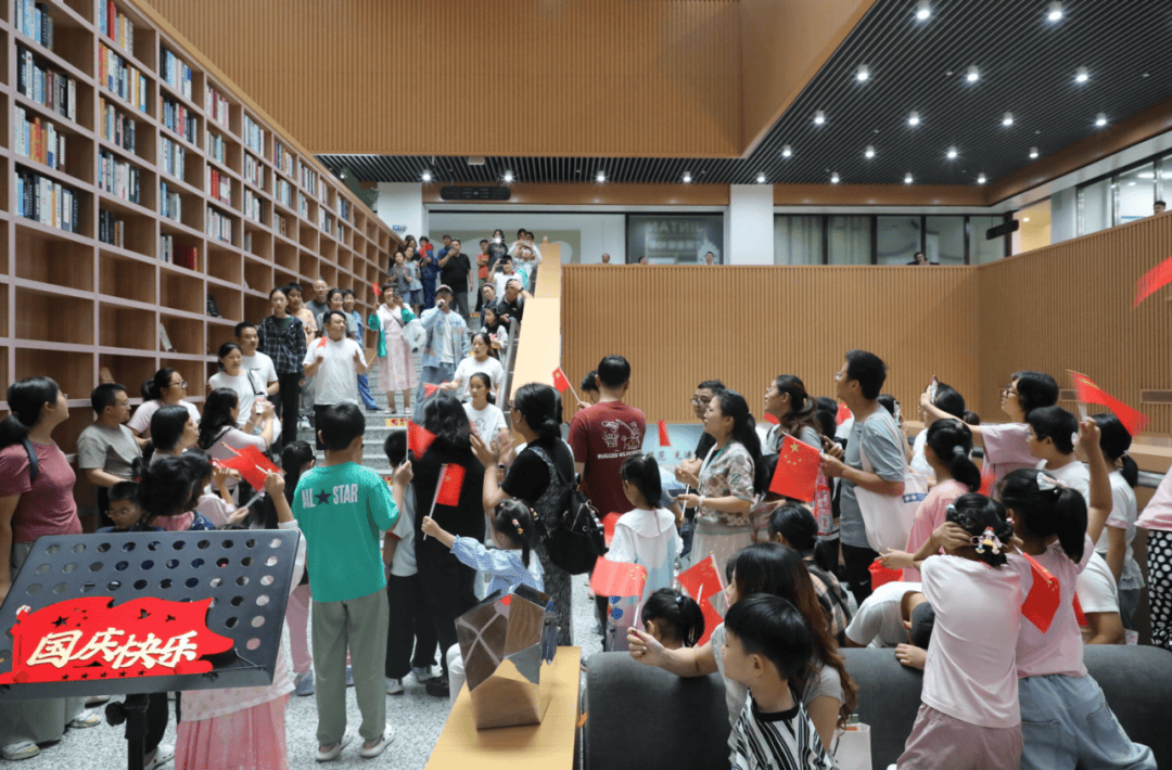 金坛图书馆国庆中秋活动精彩回顾 | 举国同欢庆<strong></p>
<p>bch价格</strong>，月满聚中秋