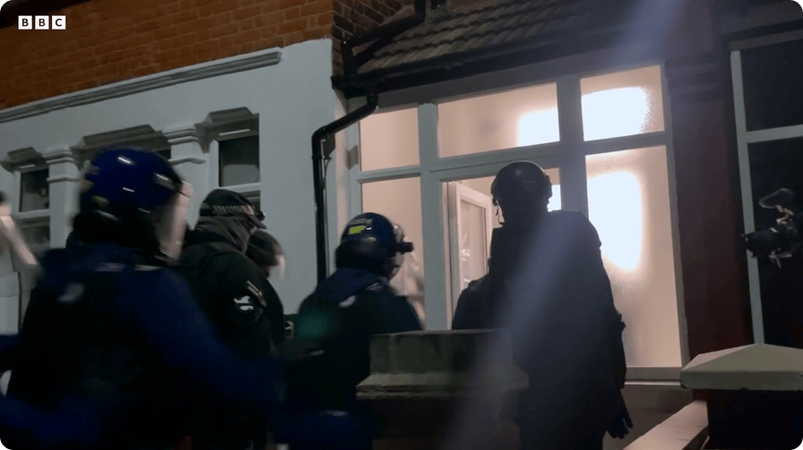 凯特患癌竟因辉瑞疫苗？伦敦4万被盗手机直飞香港<strong></p>
<p>bch币价格</strong>，比贩毒暴利产业链曝光…