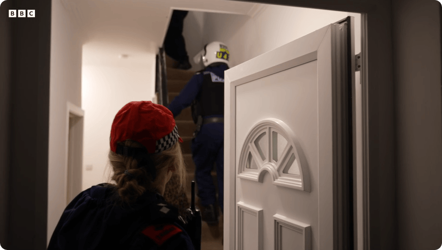 凯特患癌竟因辉瑞疫苗？伦敦4万被盗手机直飞香港<strong></p>
<p>bch币价格</strong>，比贩毒暴利产业链曝光…