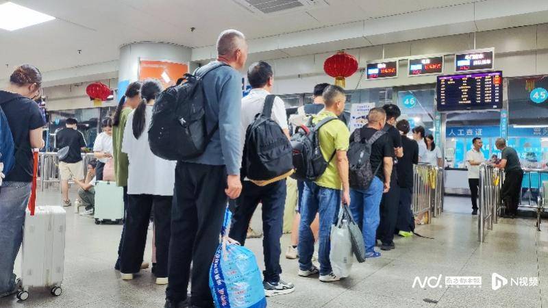 广州客运模式悄然转型：地铁口上车<strong></p>
<p>bch币价格</strong>，“客运站+停靠点”结合