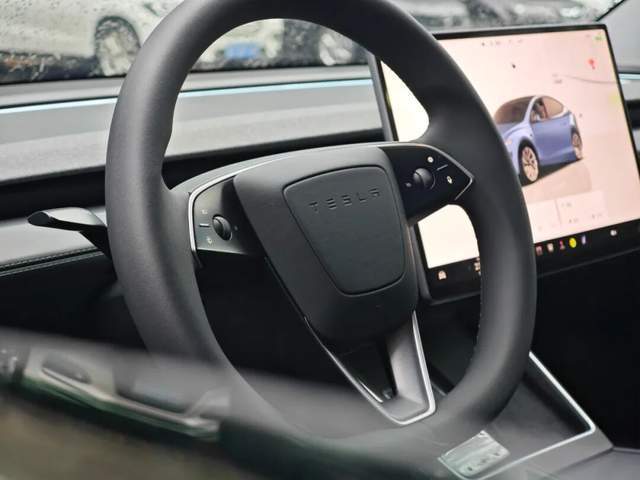 将特斯拉砍成“铁皮房”的<strong></p>
<p>bch最新价格</strong>，是马斯克新的万亿对赌协议