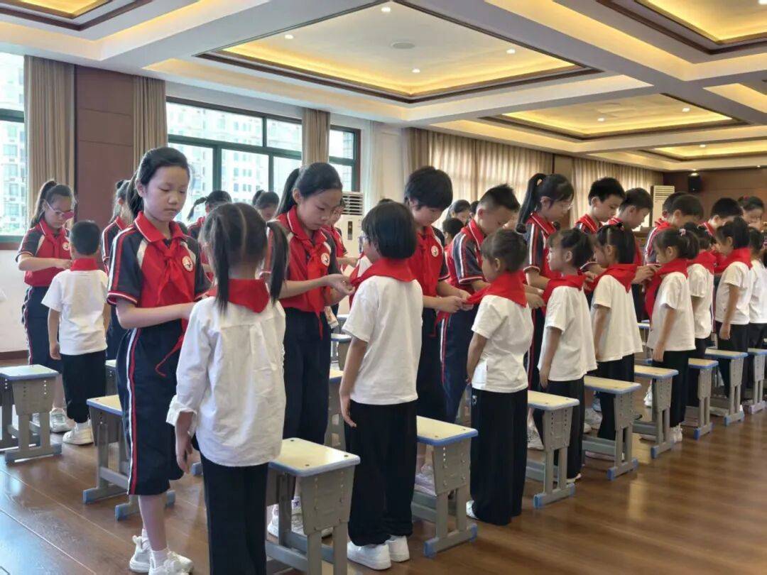 <strong></p>
<p>fil币价格今日行情</strong>我县各级少先队组织开展“强国复兴有我 争当新时代好少年”建队日主题活动