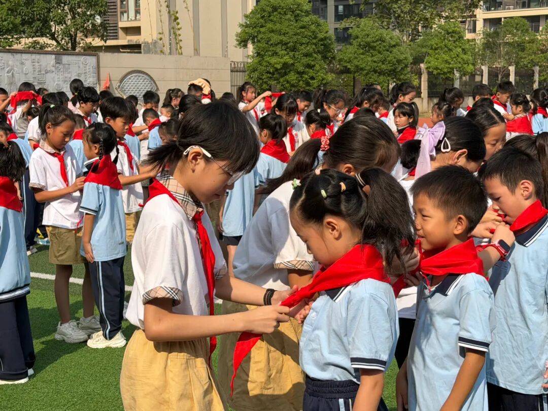 <strong></p>
<p>fil币价格今日行情</strong>我县各级少先队组织开展“强国复兴有我 争当新时代好少年”建队日主题活动