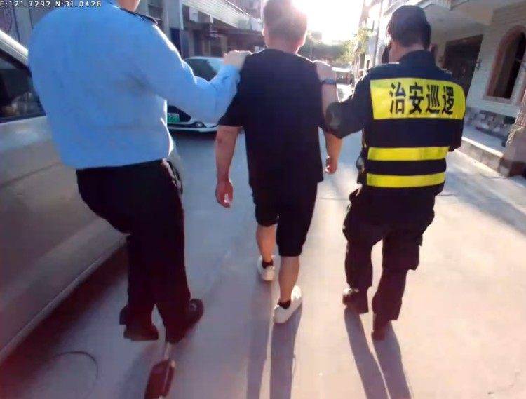 每月稳定收入8000多元却忍不住经常偷快递<strong></p>
<p>fil价格</strong>，上海一男子被刑拘