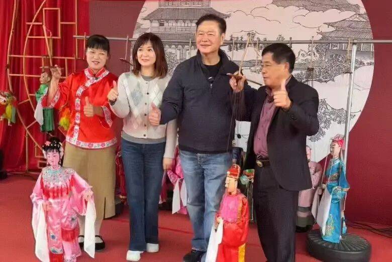 台湾人<strong></p>
<p>hbar</strong>，难道不是中国人？