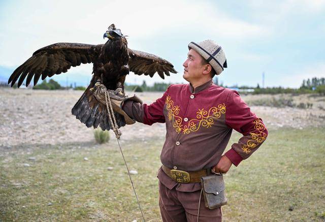 青年说 | 到中亚<strong></p>
<p>hbar币</strong>,奔赴一场激动人心的“探秘”