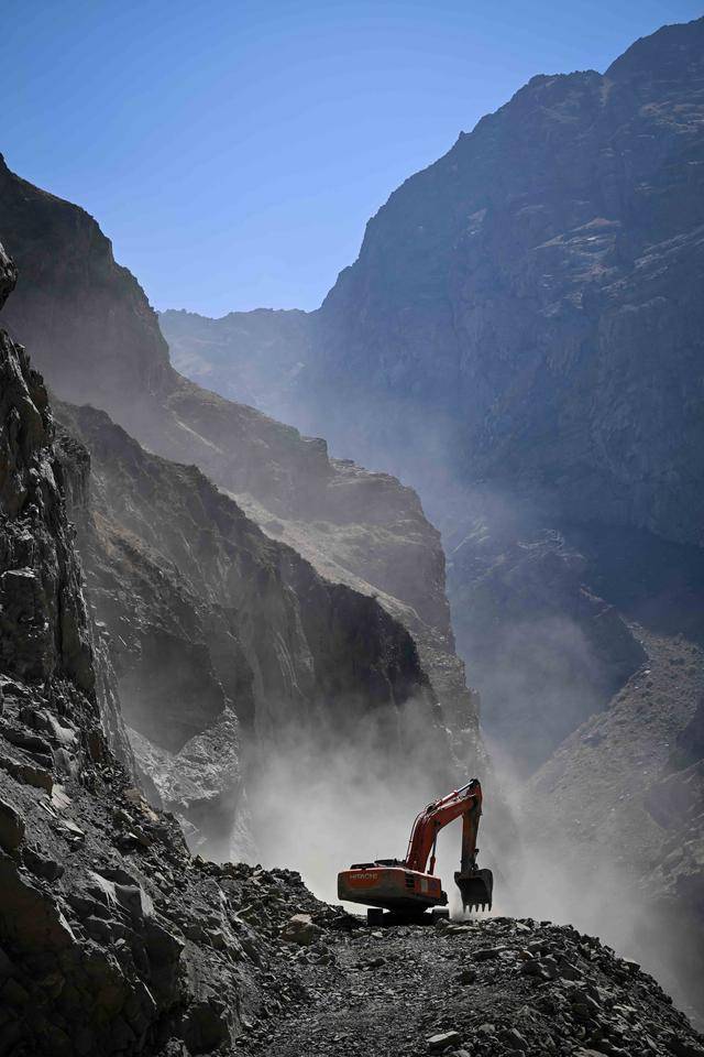 青年说 | 到中亚<strong></p>
<p>hbar币</strong>,奔赴一场激动人心的“探秘”