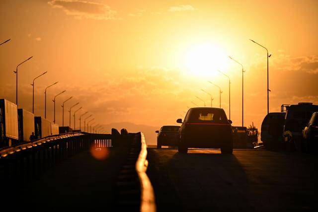 青年说 | 到中亚<strong></p>
<p>hbar币</strong>,奔赴一场激动人心的“探秘”