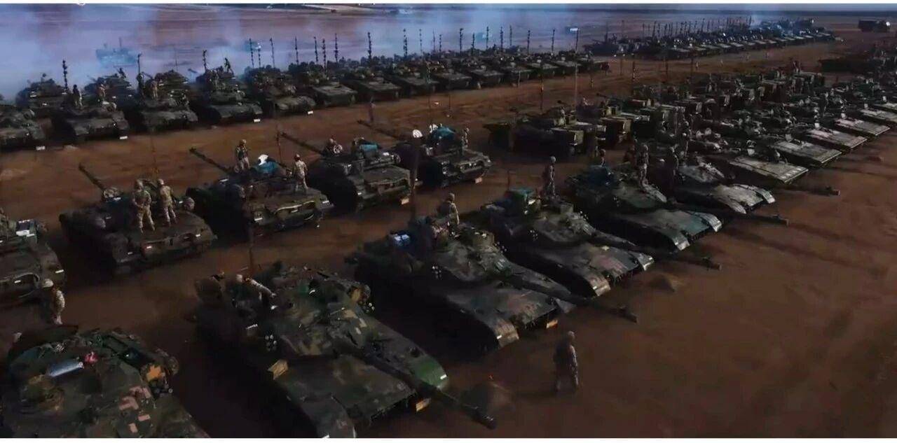 大场面！机器狗、无人机开路<strong></p>
<p>trump币</strong>，实兵对抗演练画面公布