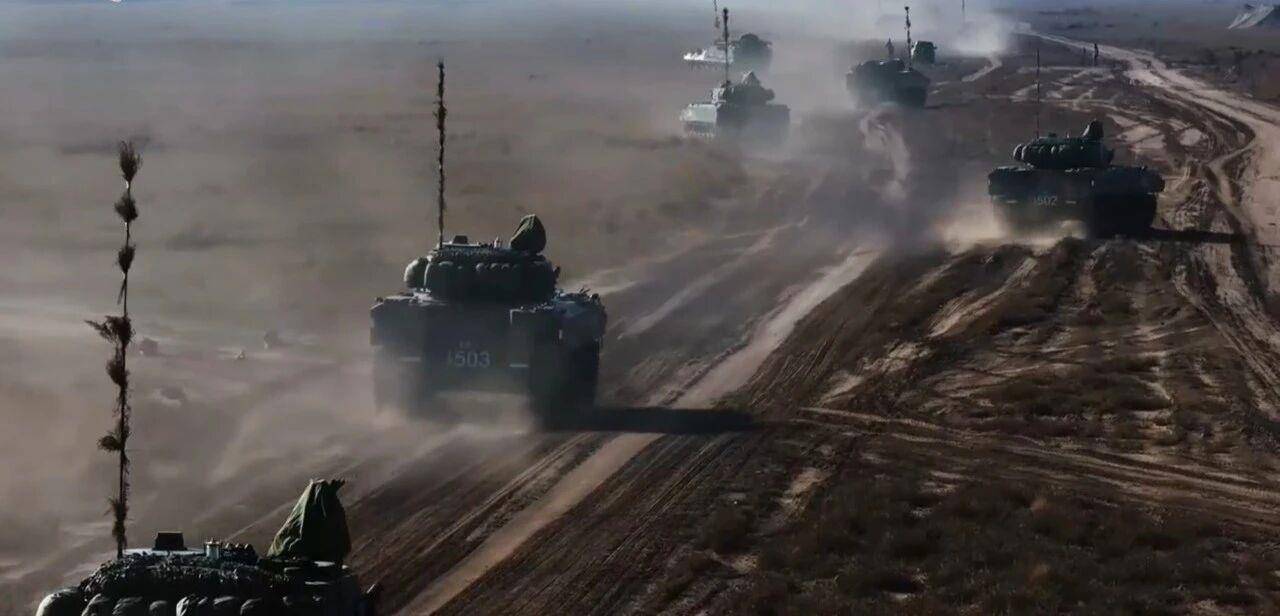 大场面！机器狗、无人机开路<strong></p>
<p>trump币</strong>，实兵对抗演练画面公布