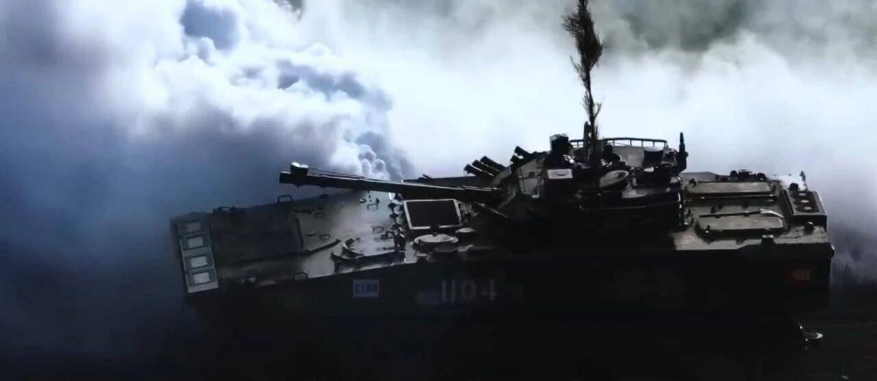 大场面！机器狗、无人机开路<strong></p>
<p>trump币</strong>，实兵对抗演练画面公布