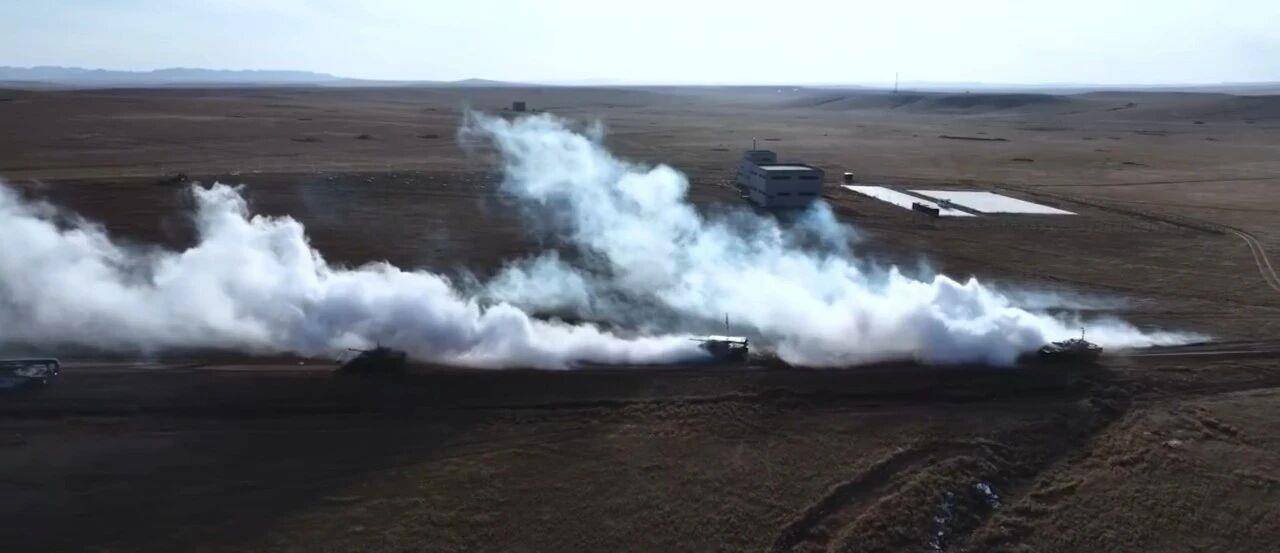 大场面！机器狗、无人机开路<strong></p>
<p>trump币</strong>，实兵对抗演练画面公布