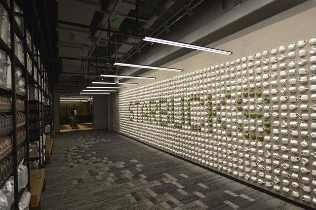 四中全会精神在基层丨记者手记:不产一粒生豆<strong></p>
<p>TRUMP币暴跌</strong>,昆山何以打造千亿元级咖啡产业?