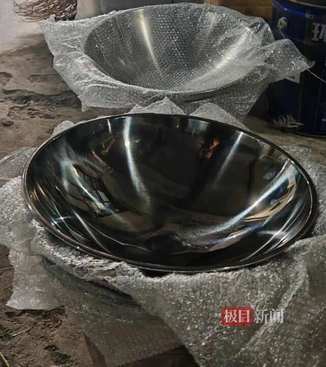 “传家锅”工厂账号粉丝已超260万<strong></p>
<p>TRUMP币暴跌</strong>，对话锅厂负责人傅家兄弟：30年老锅依然能用，证明当年造锅选择是对的