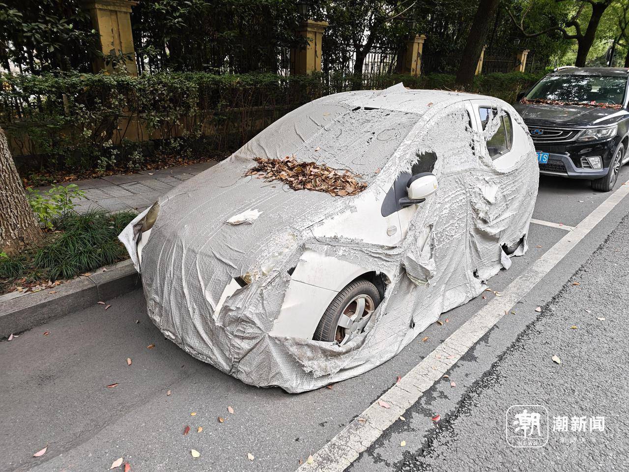 近三成疑似“僵尸车”<strong></p>
<p>trump币价</strong>，杭州这里的路边免费车位缘何成“停车场”