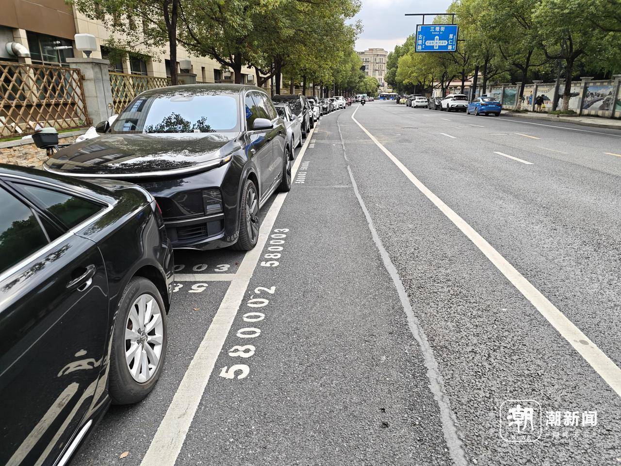 近三成疑似“僵尸车”<strong></p>
<p>trump币价</strong>，杭州这里的路边免费车位缘何成“停车场”