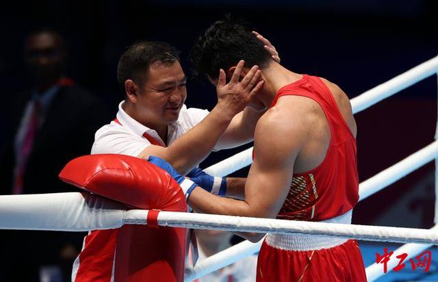 全运会拳击男子80公斤级决赛<strong></p>
<p>trump币价</strong>，王小保夺冠！