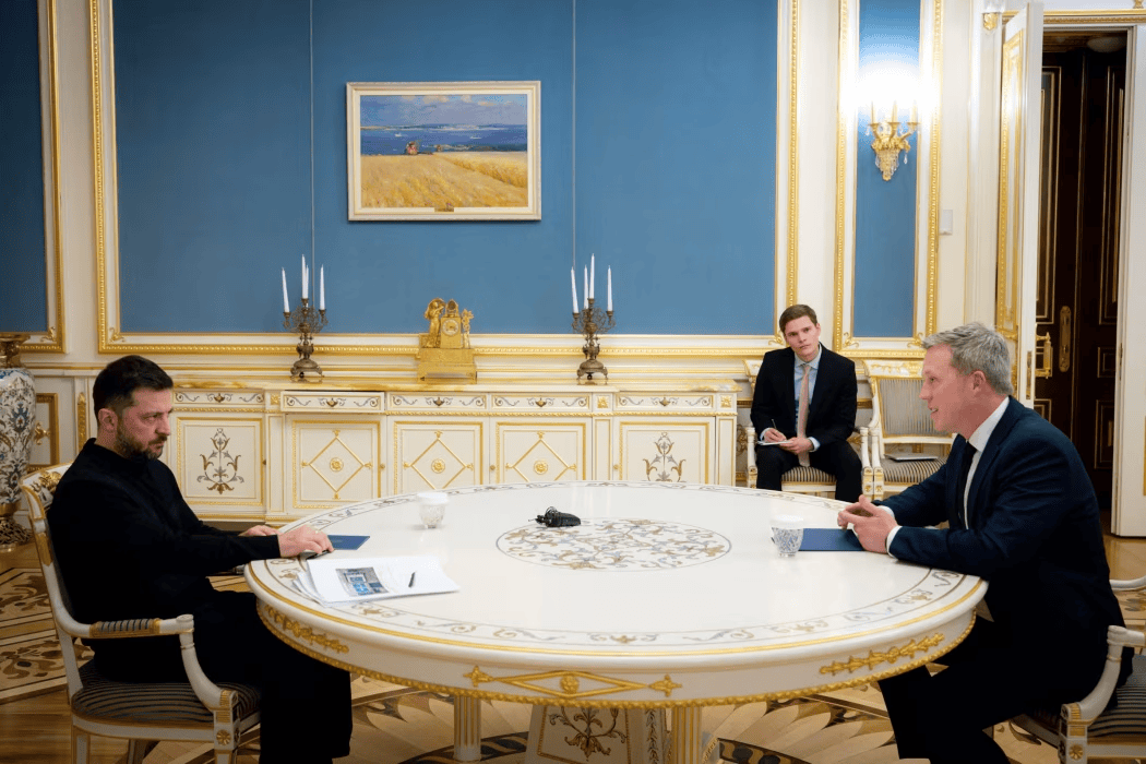 泽连斯基同意以“28点计划”为基础谈判<strong></p>
<p>uni</strong>,乌方将草案措辞改为“对战时行为全面大赦”