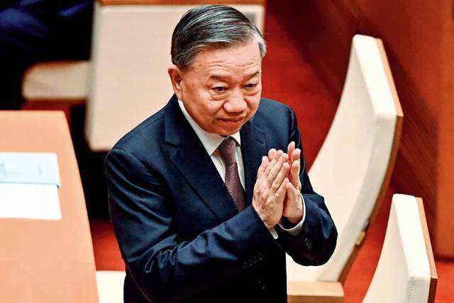 一年半<strong></p>
<p>uni</strong>，阮维玉四次晋升