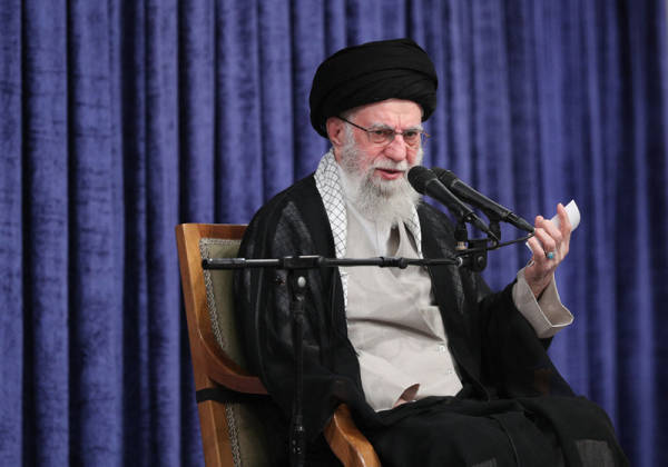 “罕见”<strong></p>
<p>uni官网</strong>，伊朗情报部长公开指责：美以密谋刺杀哈梅内伊