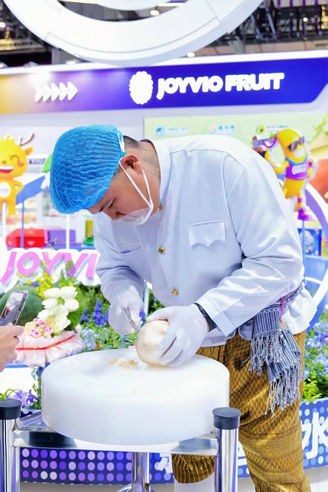 椰子水之外<strong></p>
<p>vet</strong>，大公司争夺40亿元生椰市场