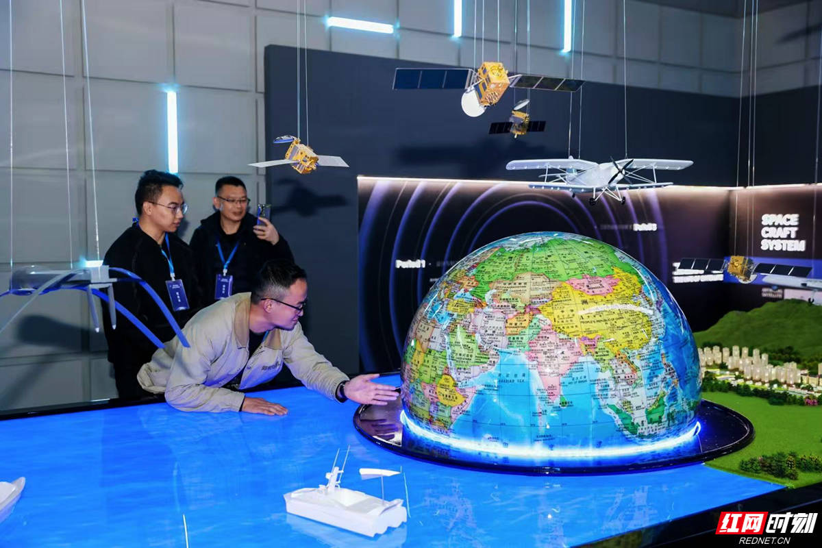 “链”上湖南 “湘”创未来 | 走进赛德雷特<strong></p>
<p>ada</strong>，看小卫星如何撬动万亿市场