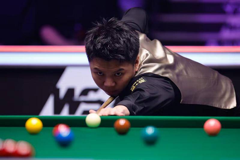 斯诺克英锦赛｜周跃龙首胜奥沙利文 中国军团16强占据7席