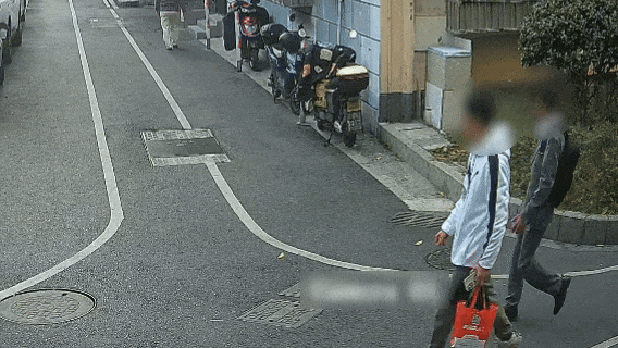 上门取走19万元<strong></p>
<p>ada艾达币</strong>，杭州一西装革履“金融专员”被抓！在高速服务区被抓，车上塞满现金