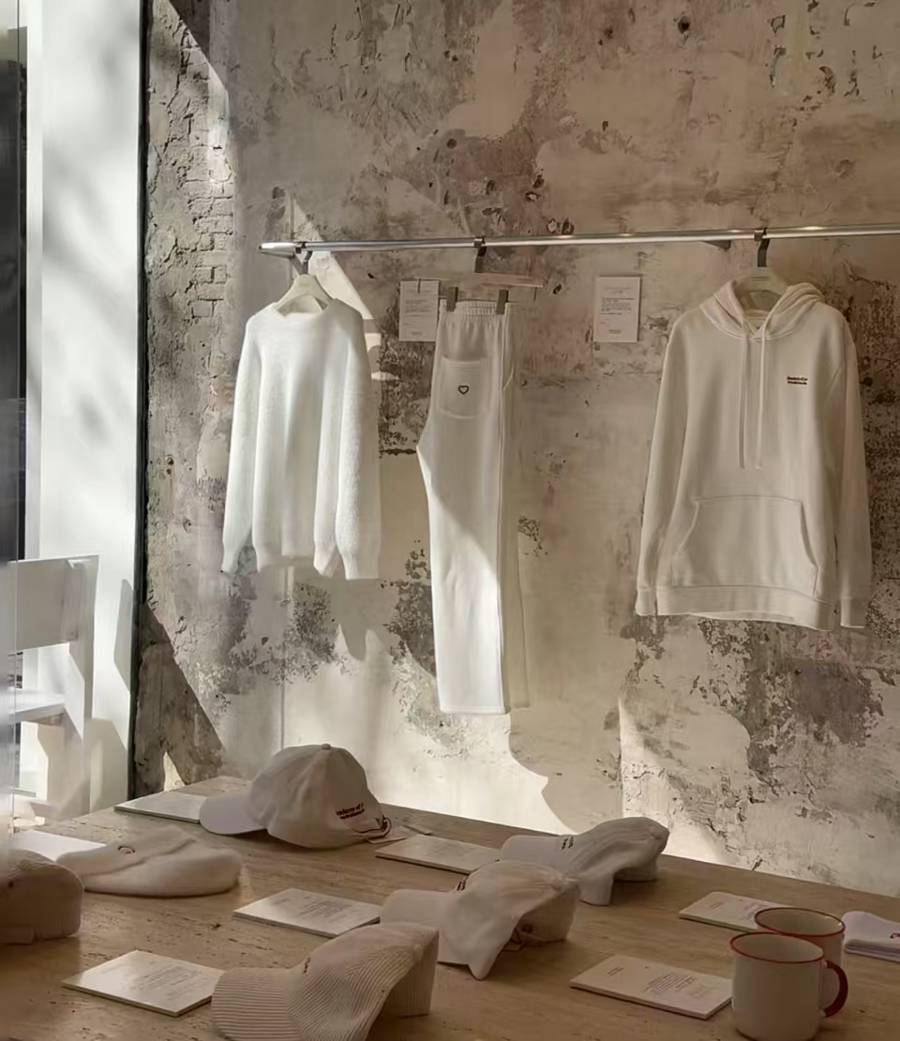 法国人在上海开店<strong></p>
<p>bitget</strong>，只卖白色衣服竟然火了丨上海滩上洋掌柜