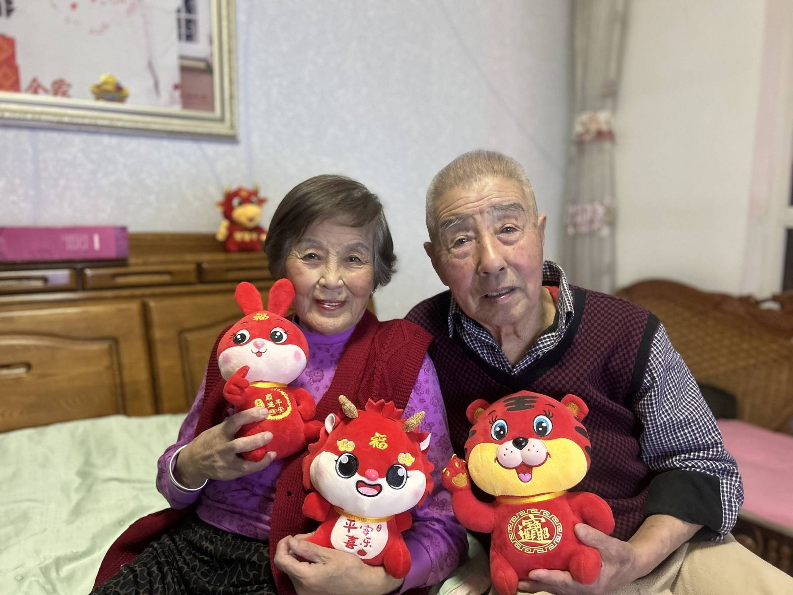 女子晒照对比奶奶自爷爷去世9个月后变化：再也不是时髦的老太太了<strong></p>
<p>bitget</strong>，评论区泪目