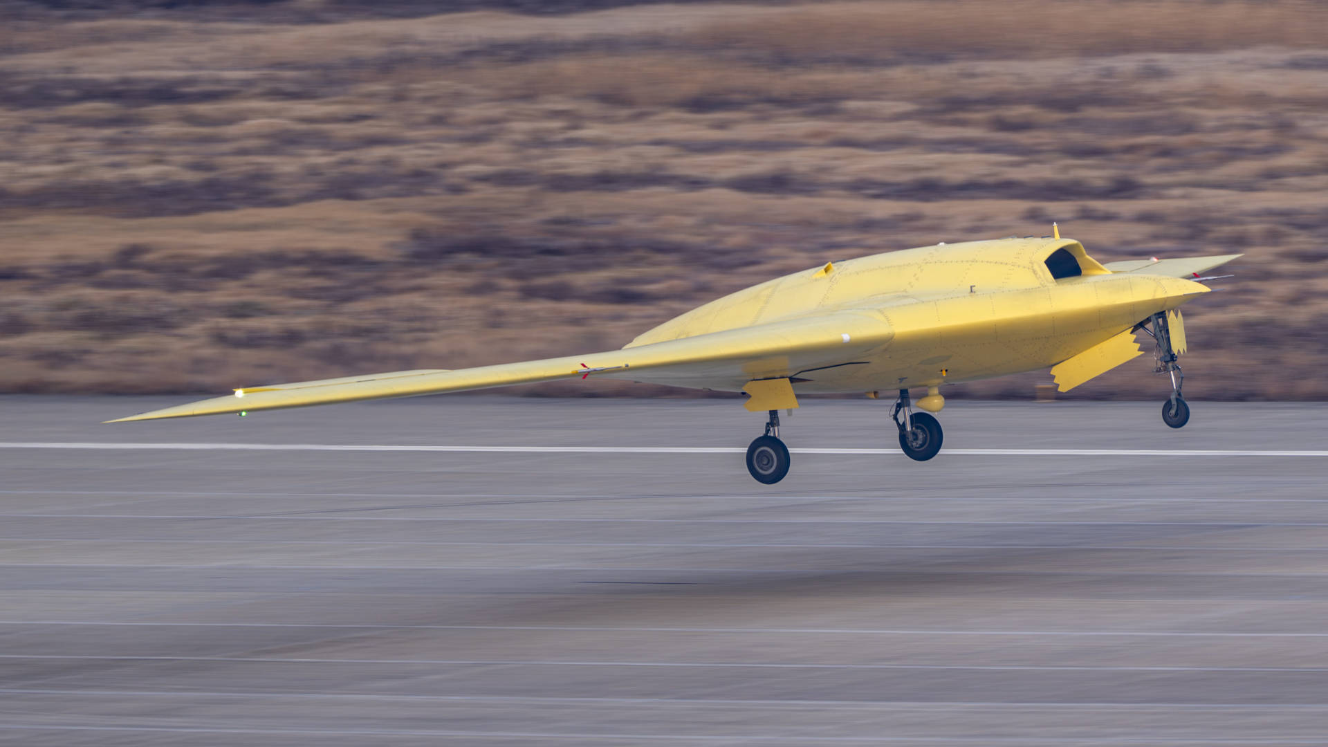 多张高清大图<strong></p>
<p>bitget官网地址</strong>!新型高空高速长航时无人机彩虹-7近日成功首飞