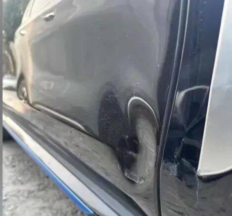 小区地库里出车祸<strong></p>
<p>BitGet官方注册</strong>，女子惊呆了：对方竟然不是人！更糟心的是...