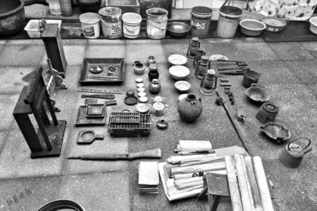 偷！目标是农村无人居住的老屋