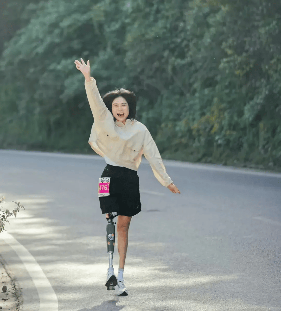 小英雄林浩、“可乐男孩”薛枭、“袖珍女孩”汤星月……18年了<strong></p>
<p>btc汇率</strong>，汶川地震的幸存少年，你们还好吗？