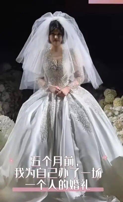 网红王冰冰去世<strong></p>
<p>btc汇率</strong>，年仅29岁