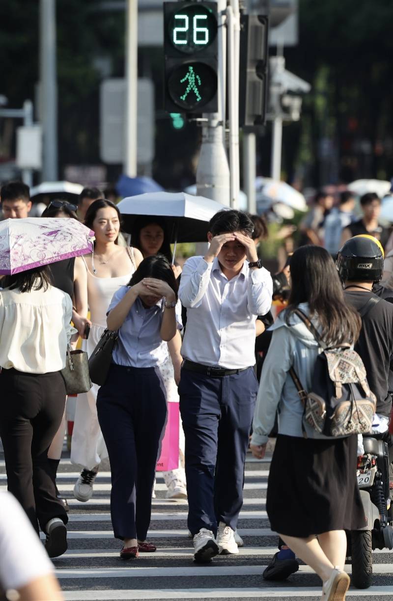 “热麻了”<strong></p>
<p>btc.com</strong>，广州今日最高温41.6℃，花都区橙色预警生效